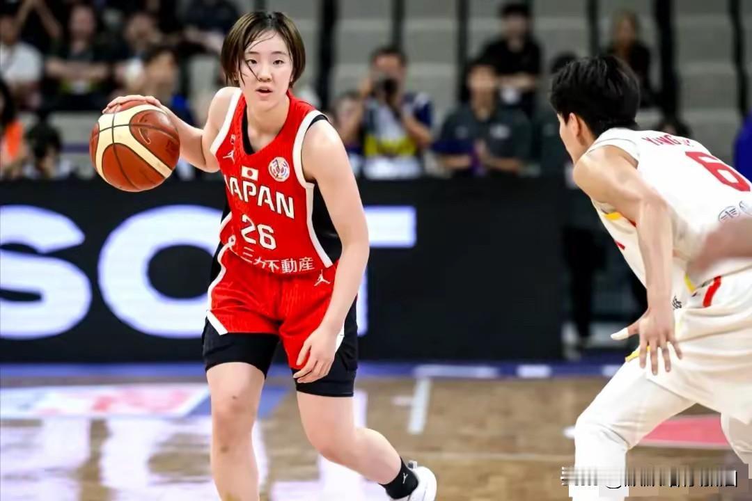我有个不同观点，我举双手欢迎田中心加入 WCBA：

不知道从何时起，日本球员几