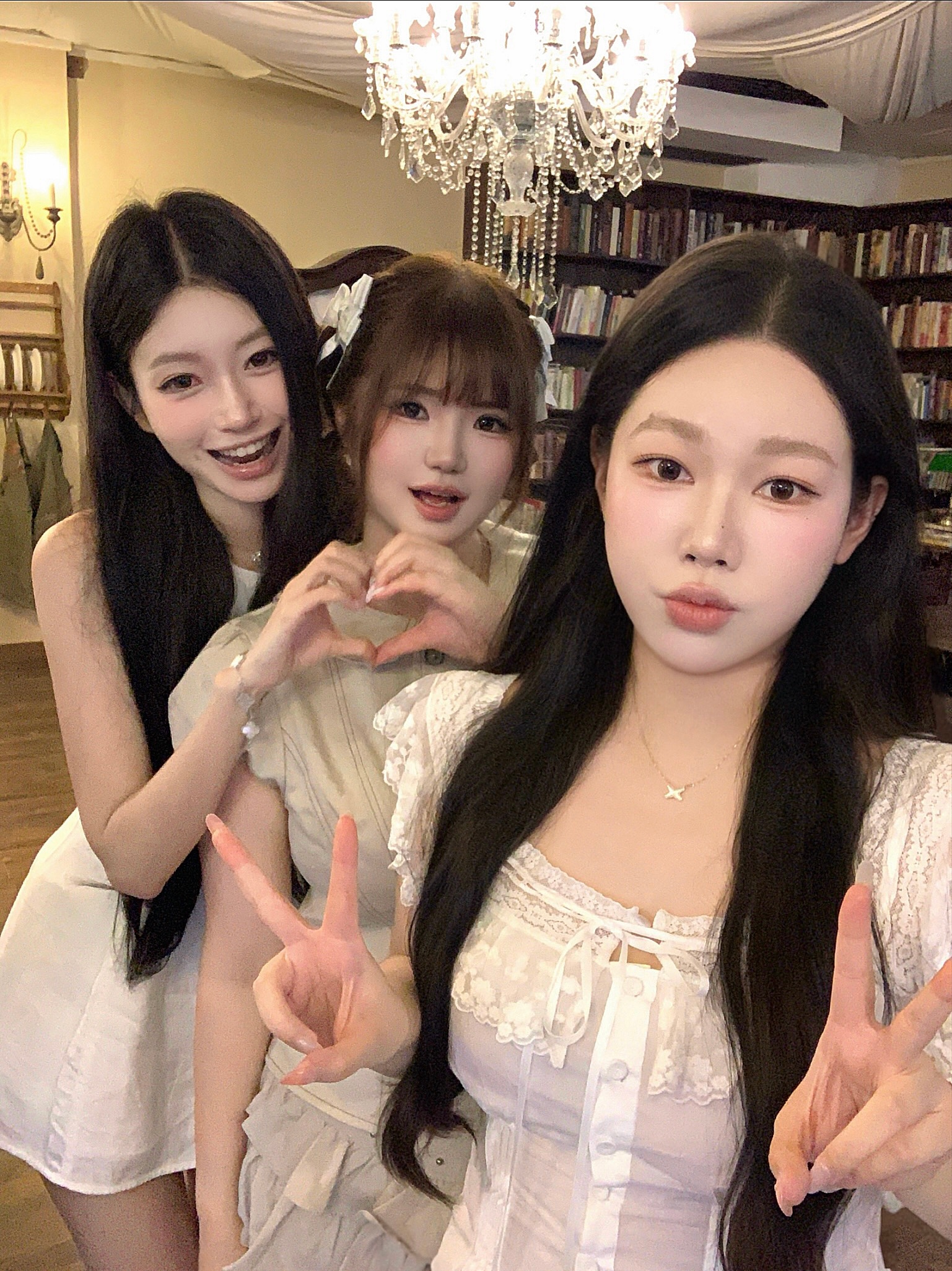 黄家姐妹生日