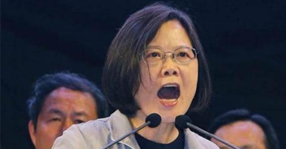 父亲大汉奸、母亲给日本人生过娃，台湾前领导人蔡英文69岁仍孤身一人，通过解密她的