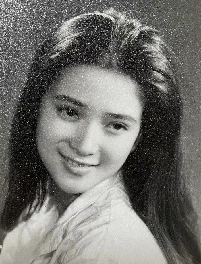 【古典美人何晴辞世，享年61岁，四大名著唯一演遍的女演员永远离开了我们】
昨日，