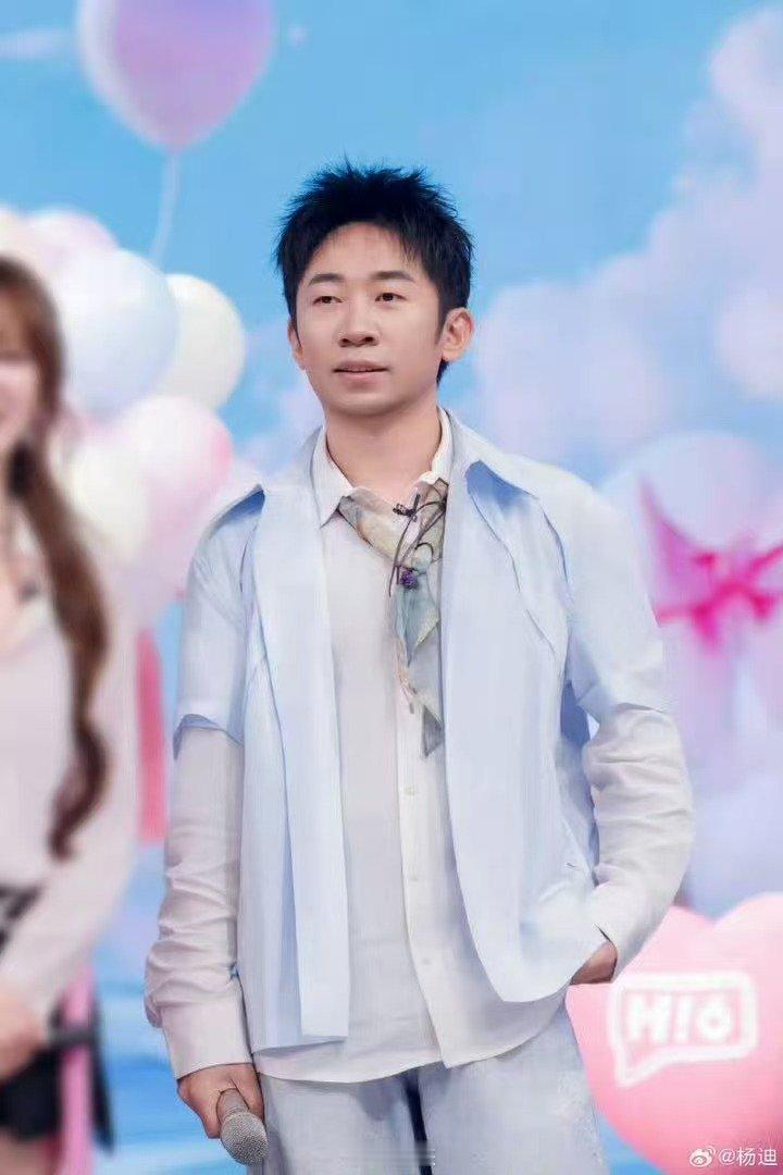 马丽杨迪组合名迪丽热巴你好星期六好好的组合起名，结果直接叫迪丽热巴，这创意真的又