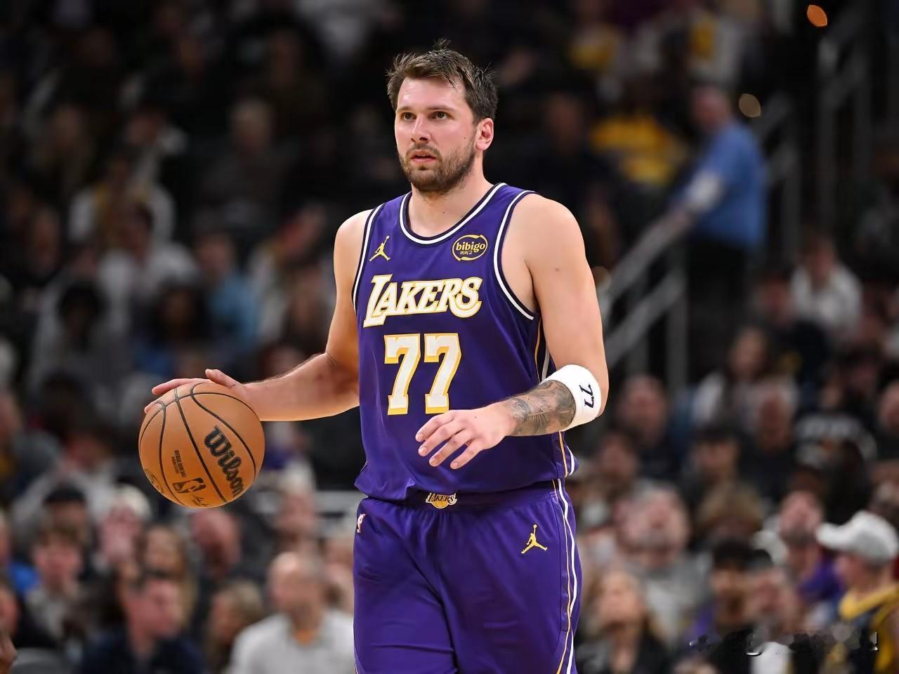 NBA本赛季开赛以来个人表现最抢眼的五名球星！谁最让你感到意外？

1. 东契奇