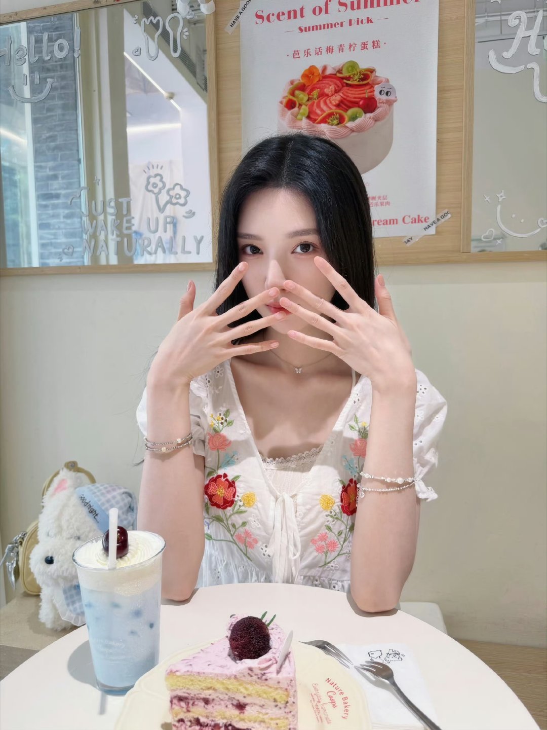 肖雨sylvia 🌧️肖雨星空与灯塔的约定🌧️肖雨祝青鸢如果我的心是天平那全