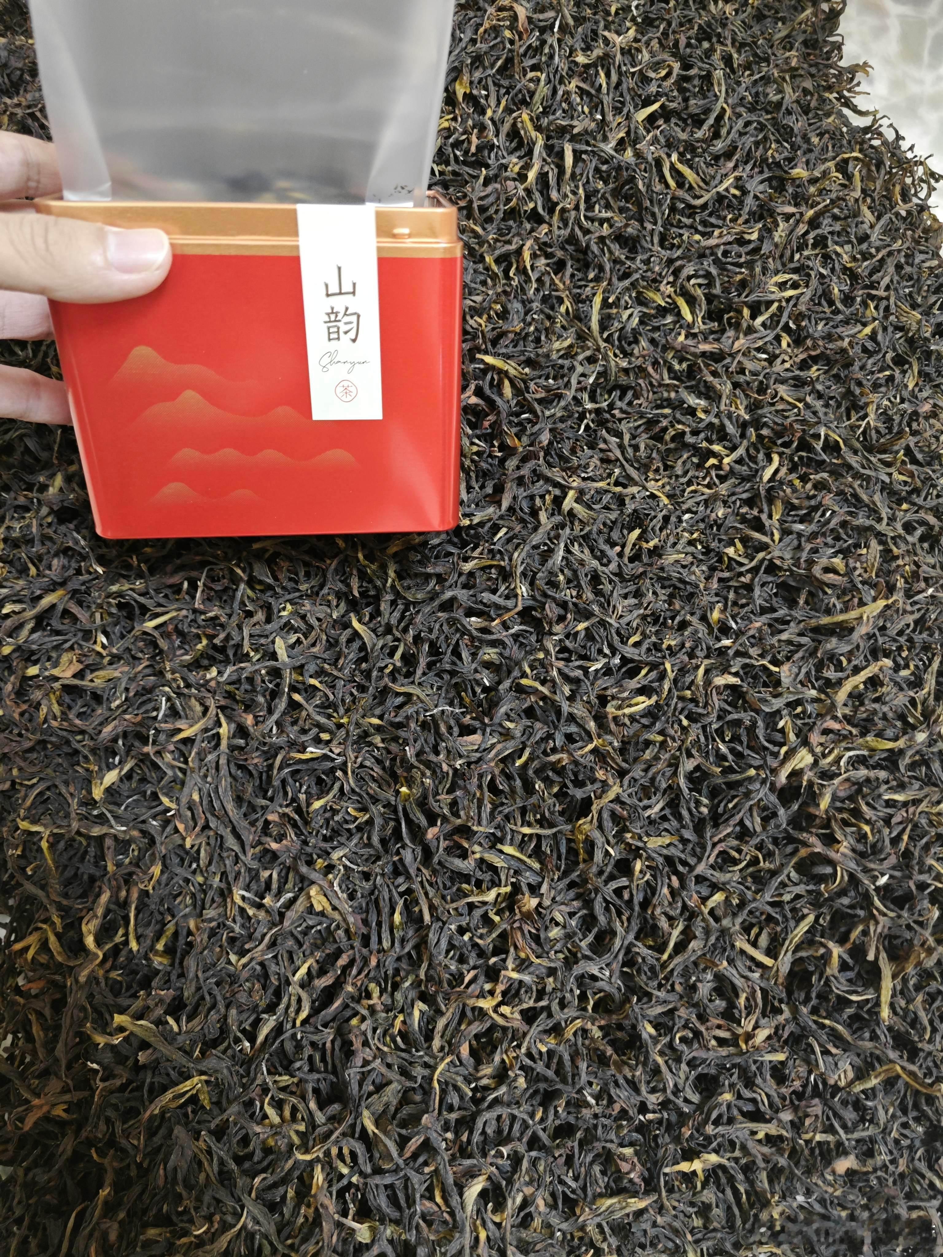 今年的秋鸭屎香上架啦！秋茶价格实惠，性价比超高的。承诺单一原产地【凤凰单丛核心产