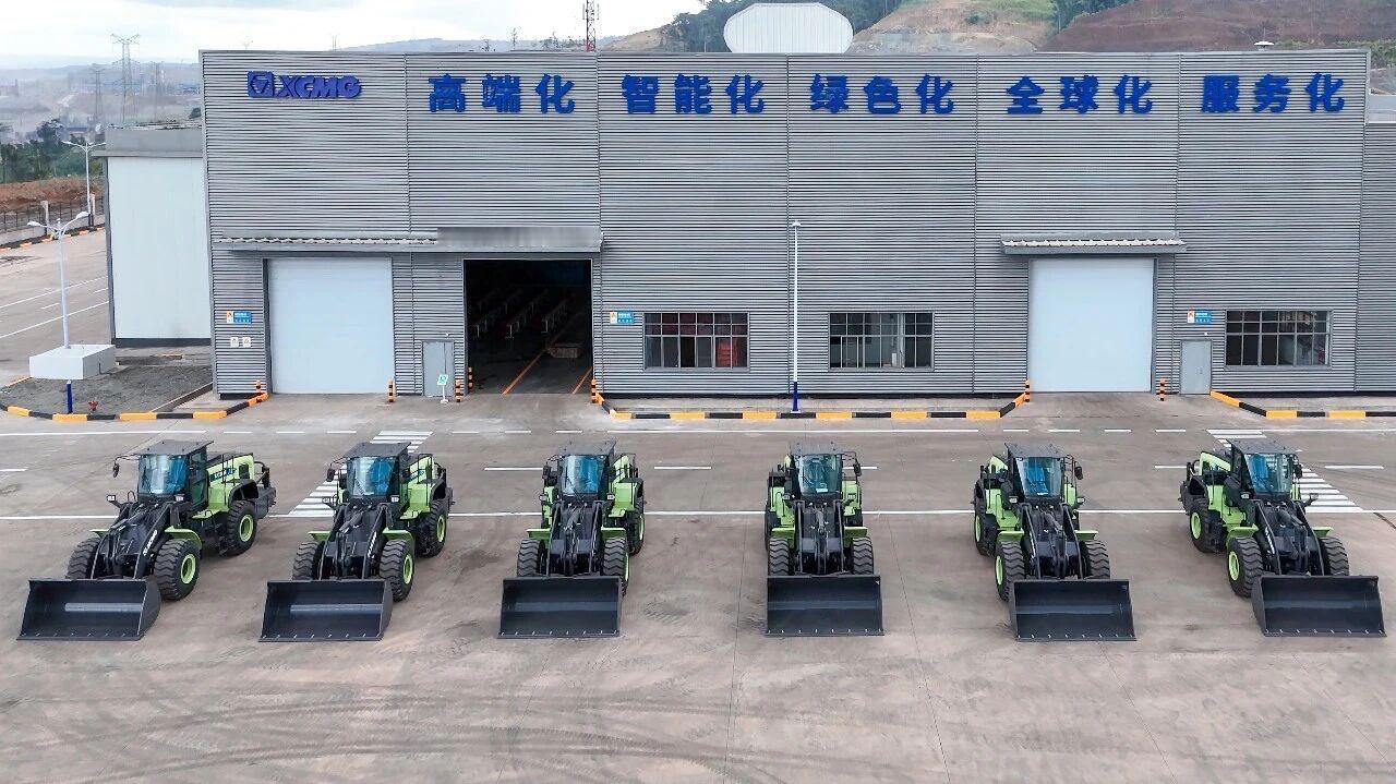 徐工海外首座新能源工厂印尼投产，本地化智造助力印尼绿色产业升级。
2026年7月