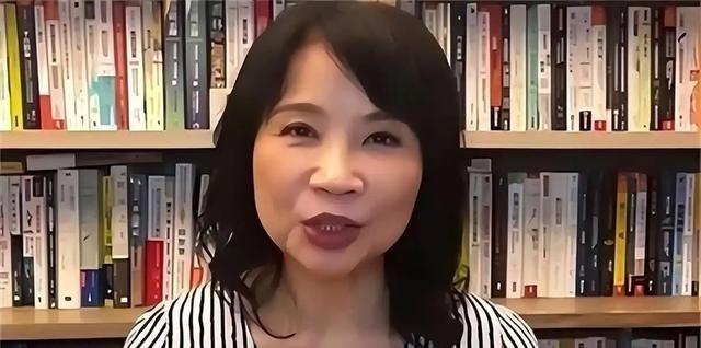 台湾地区总算出了个明白人，媒体人陈凤馨表示：大陆迟迟不对台湾动手，并非因为岛内官