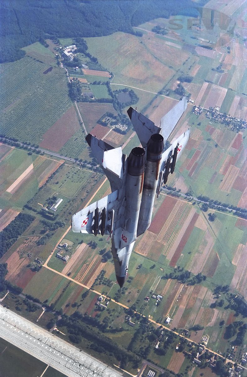 #米格传奇# 波兰空军的Mig-29 ​​​