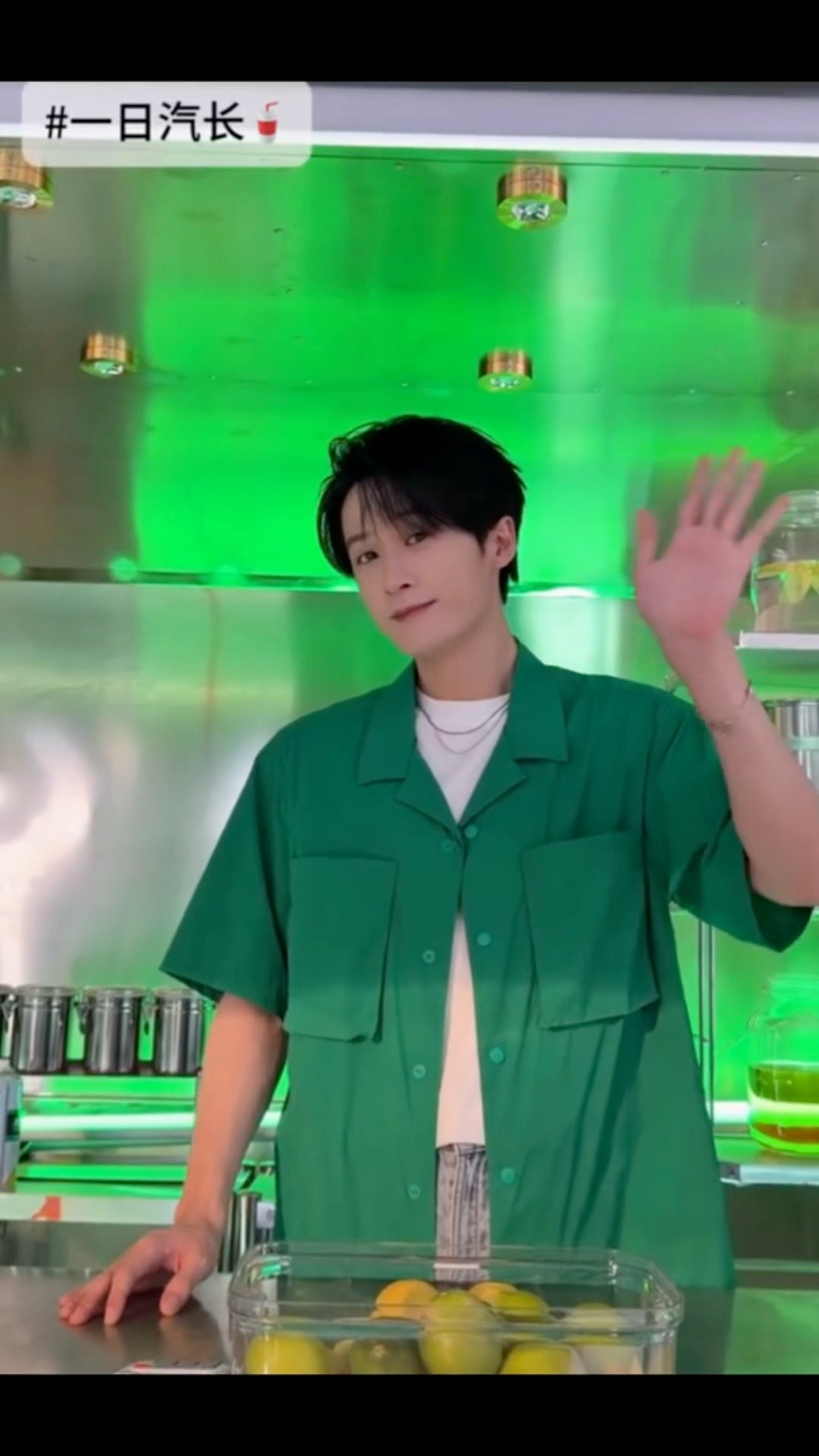 檀健次一日汽长 檀健次一日汽长 非常宠溺的四连拍 好甜好萌