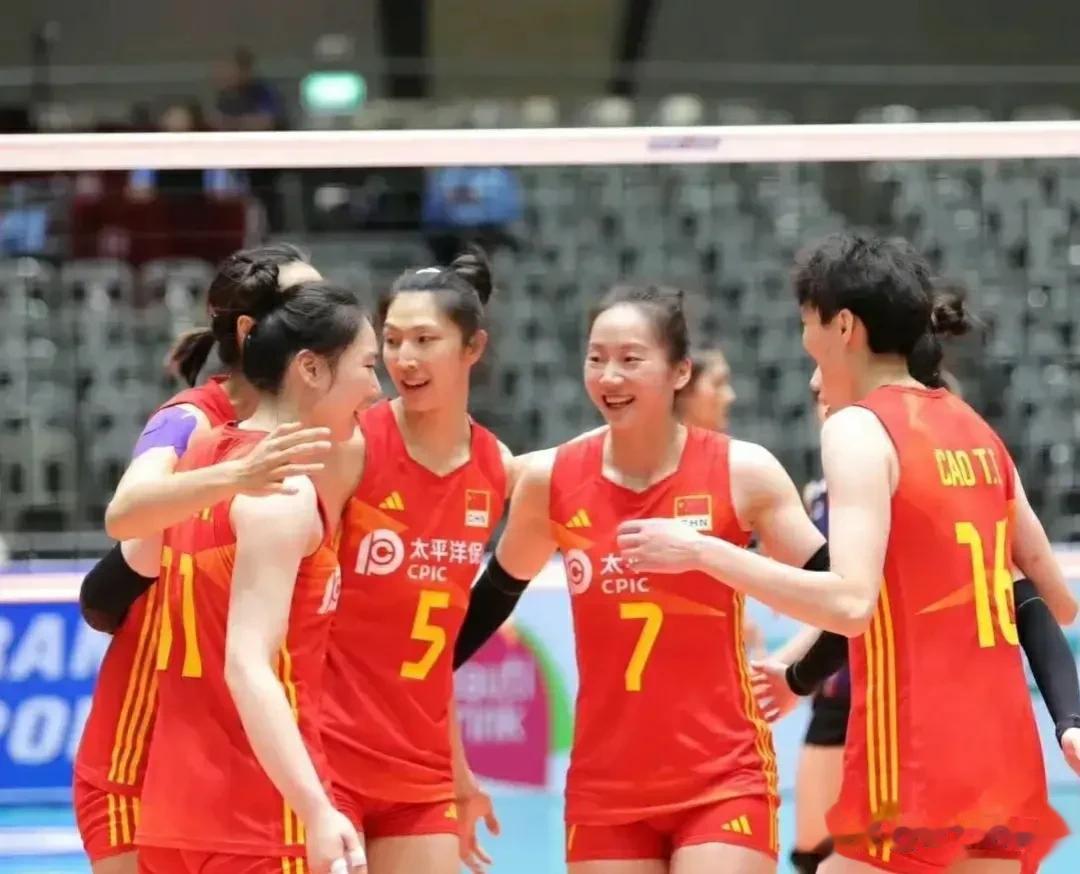 最新消息：关于女排亚锦赛半决赛
昨晚泰国女排3：1力克越南，中国女排半决赛对手也