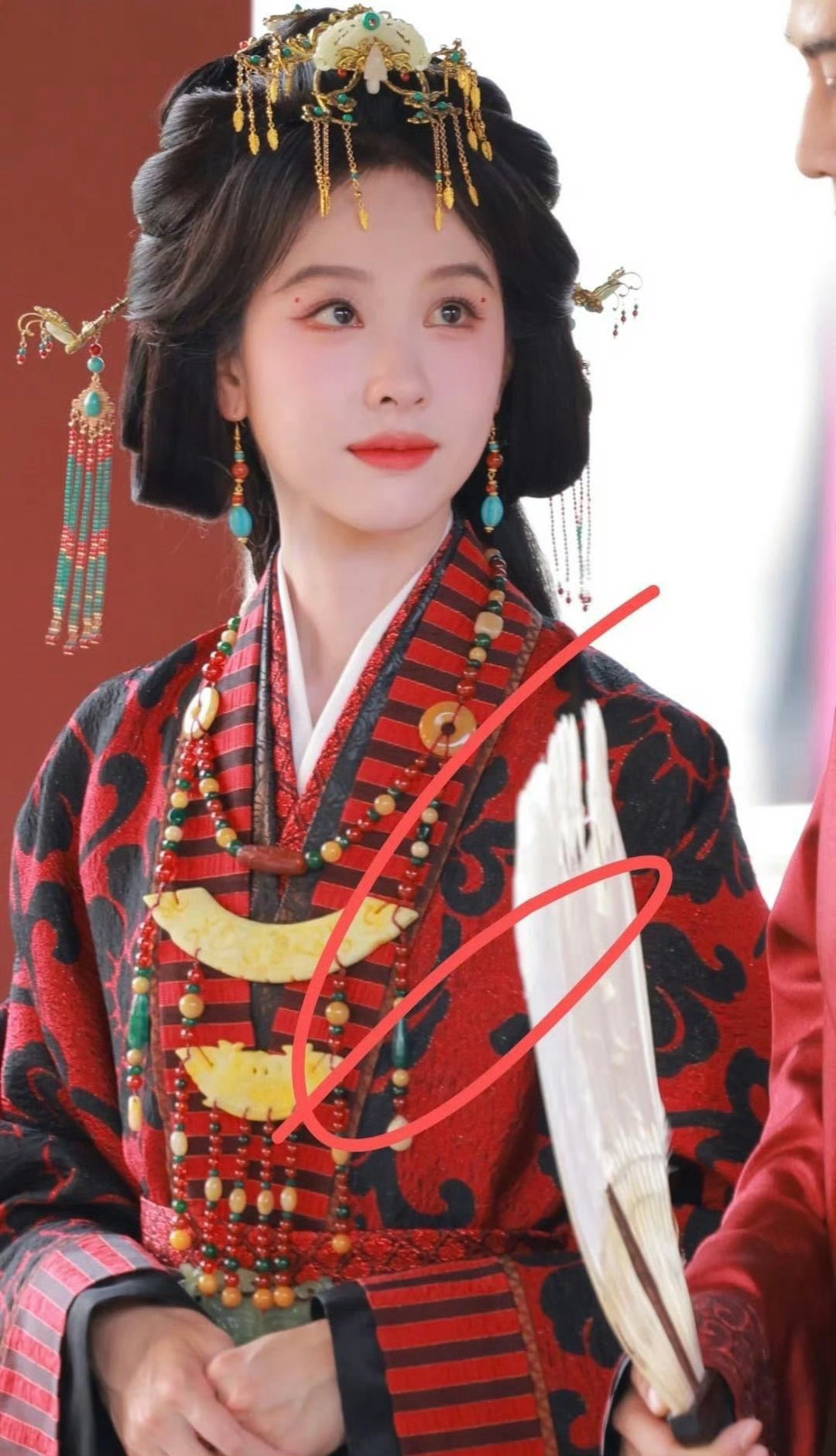 陈都灵《翘楚》今日路透[么么哒] ​​​