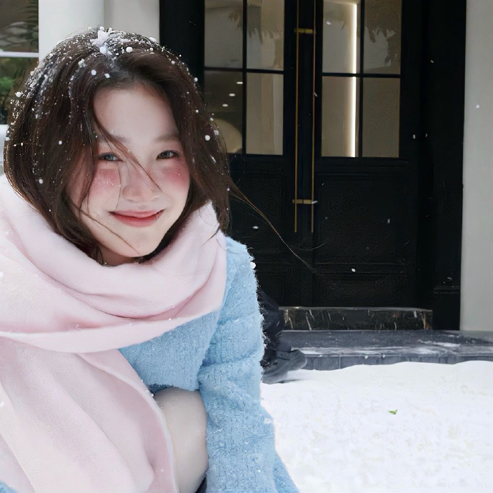 “   人生低潮时，   就多为自己做点事吧，   读书、跑步、旅行，   越是