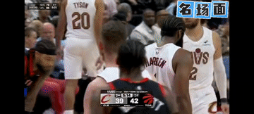 VS 猛龙 
“今儿我手感好，有球给我啊！”[灵光一闪]斯特鲁斯换上场就找哈登耳