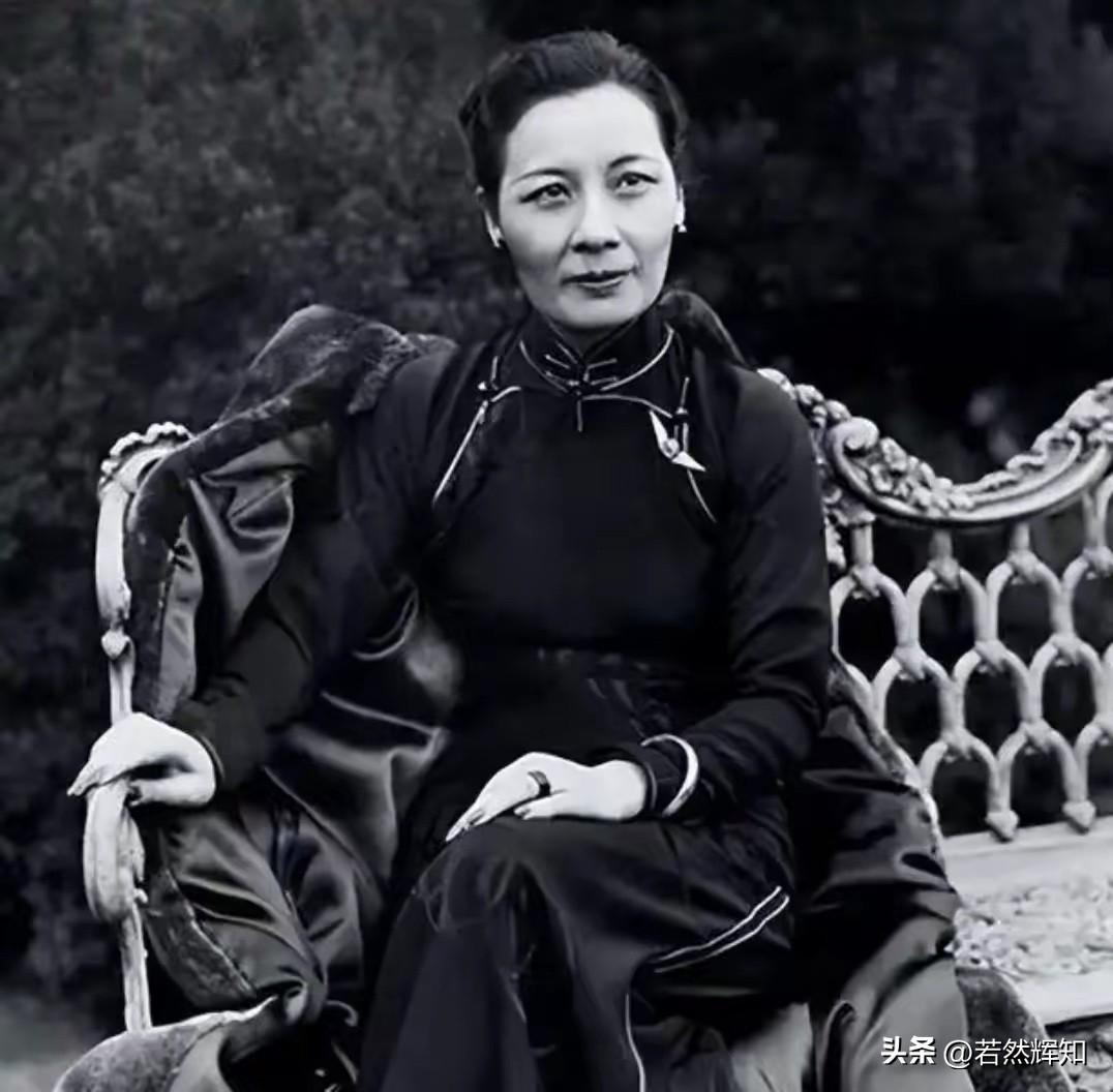 就这个面相你们觉得漂亮吗？为什么都21世纪了还有电影电视剧在美化她？
从小接受全