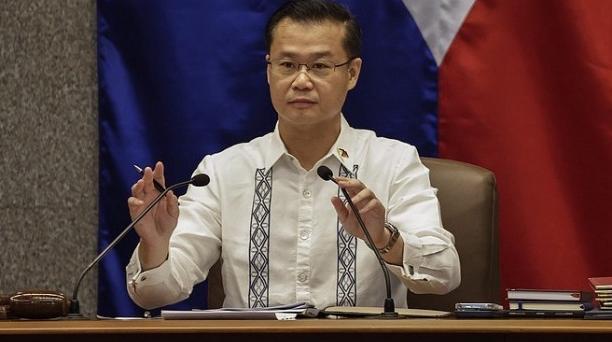 国会当场开撕！“走狗”论引爆全场，菲律宾参议员火力全开，连新议长都不放过！卡耶塔