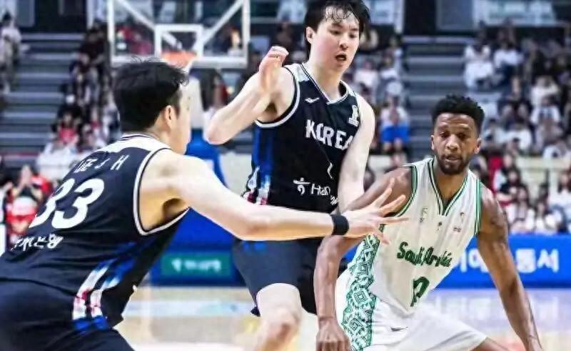 85-72险胜！韩国男篮绝地翻盘，中国男篮排第5？世预赛排名大洗牌。

韩国85