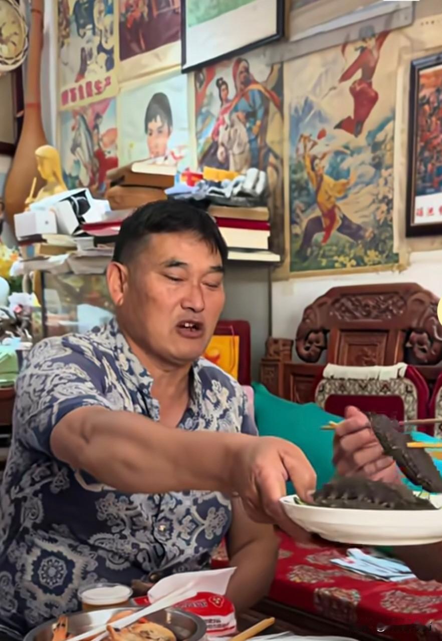 一对二，碗对瓶，东坡对西凤，肉对酒！妥妥的妙对[大笑][大笑]