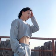 住在上海的小姐姐