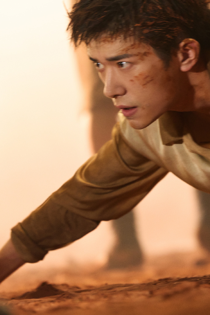 易烊千玺好神性的一组图