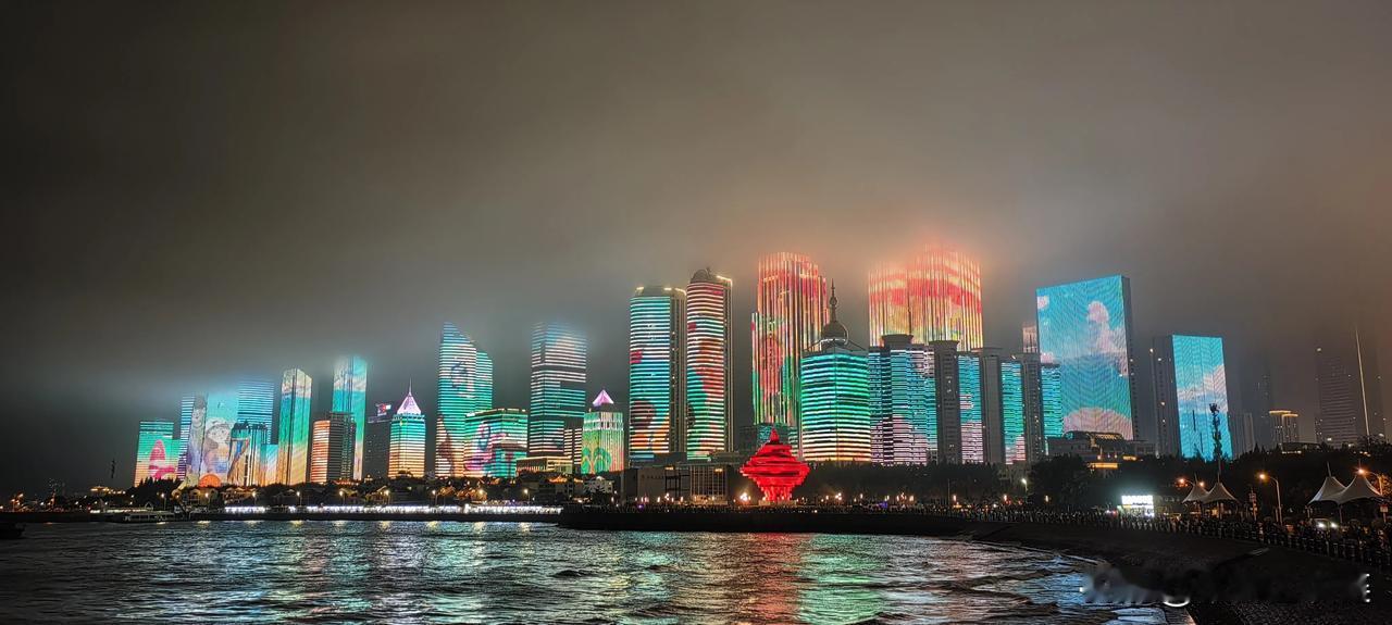 我就奇了怪了，只要拿住你手里的筹码，什么也不用做，喝喝茶，观观浮云，坚持到明年你