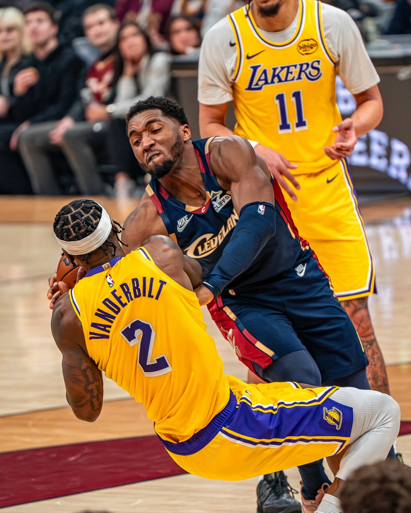 无论在哪座城市 他都会拼尽全力范德比尔特洛杉矶湖人