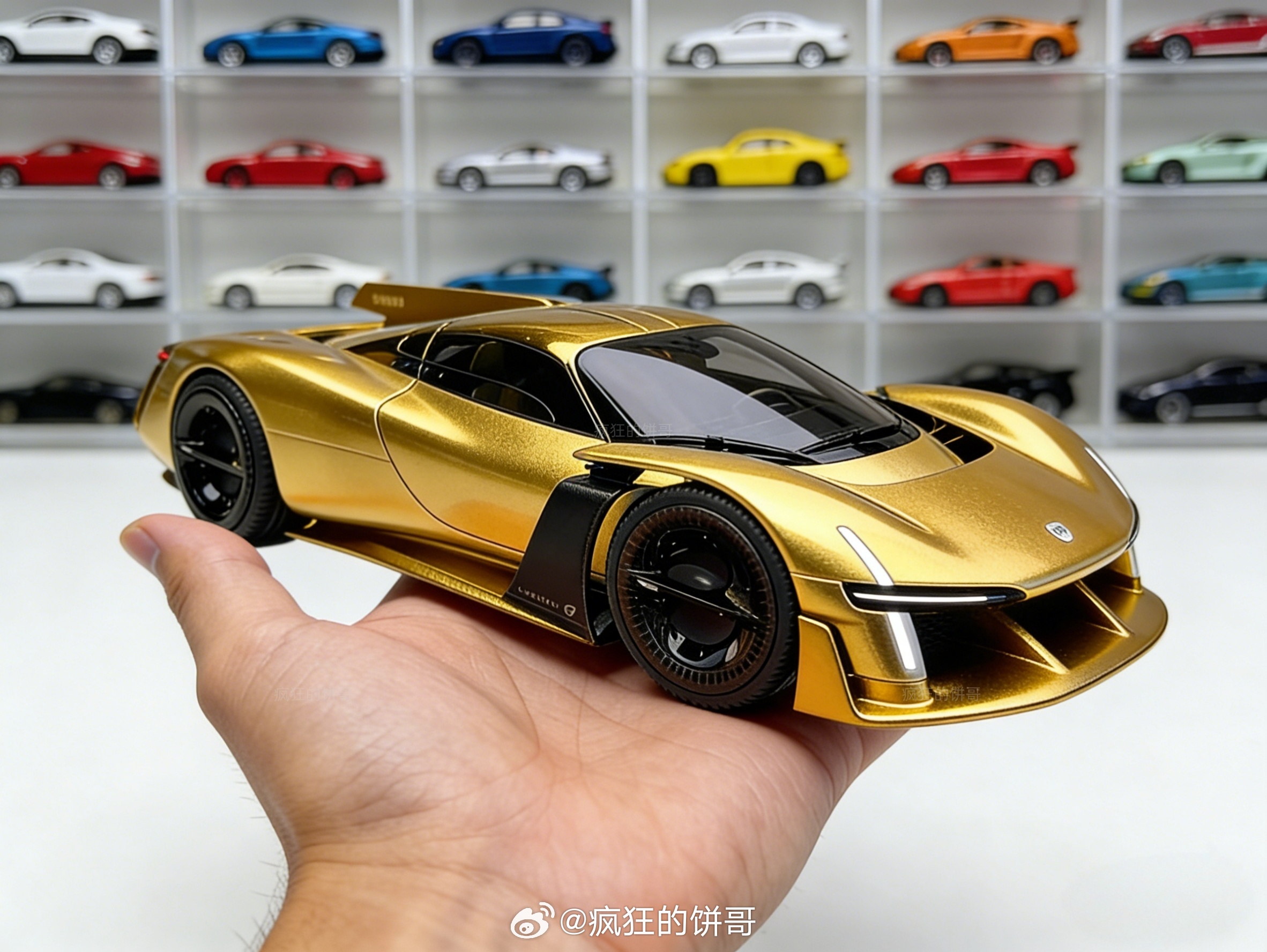 来看看亮金色的小米跑车是什么感觉？这是阿饼结合AI制作的小米VisionGT的车