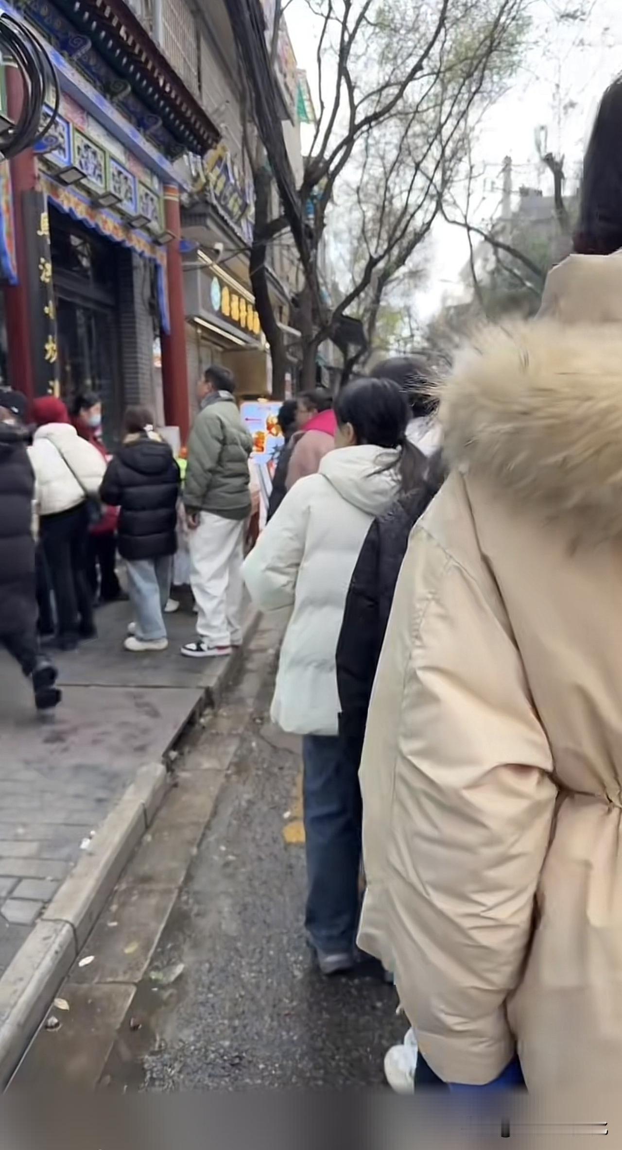 本想着去外地朋友处，朋友都是大餐招待，一顿大几百或者上千的，人家来了，怎么着也得