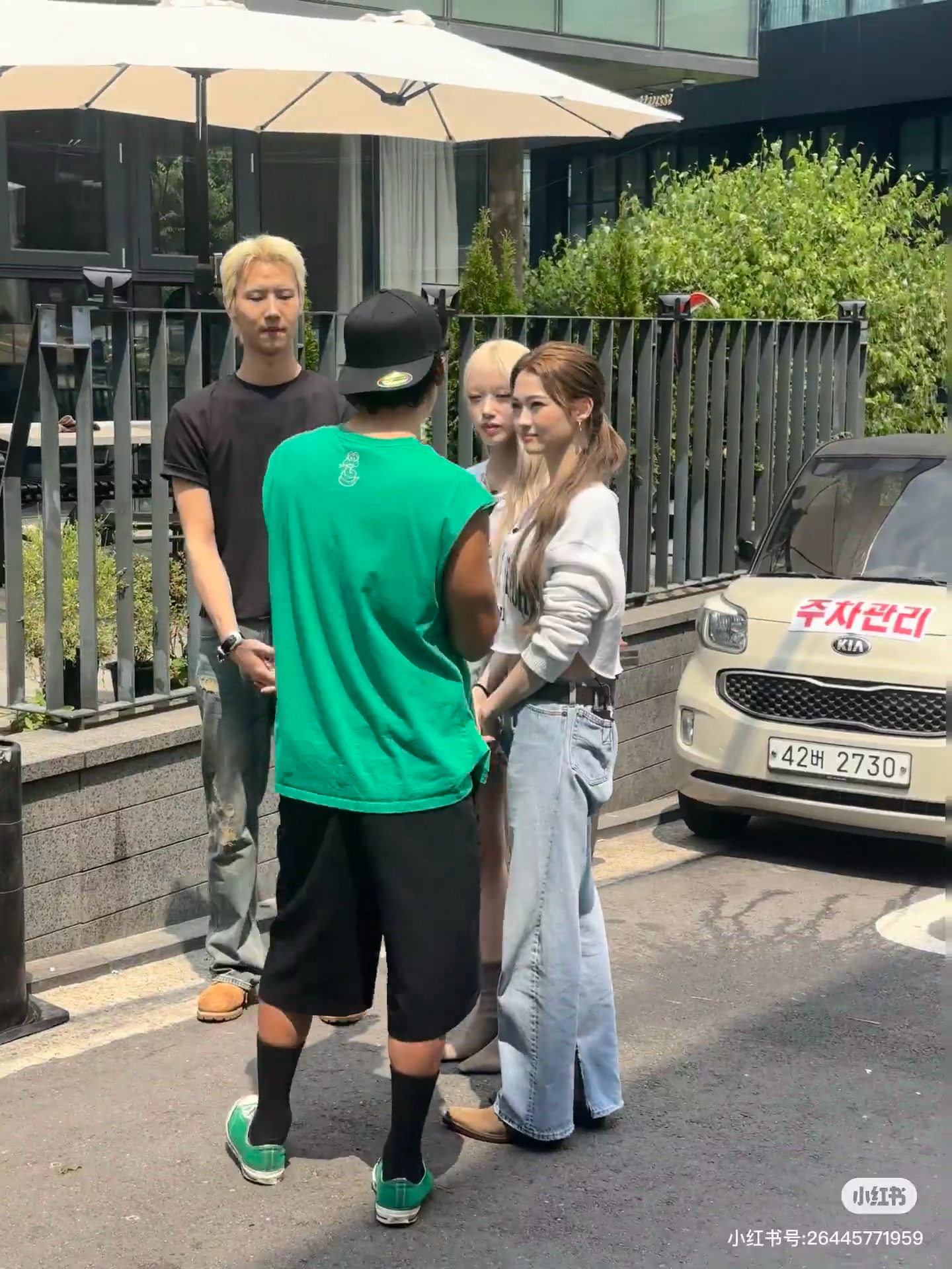 op汉南洞偶遇sooin和ella 生图完全洋娃娃👭🏻📕©️svenfcl