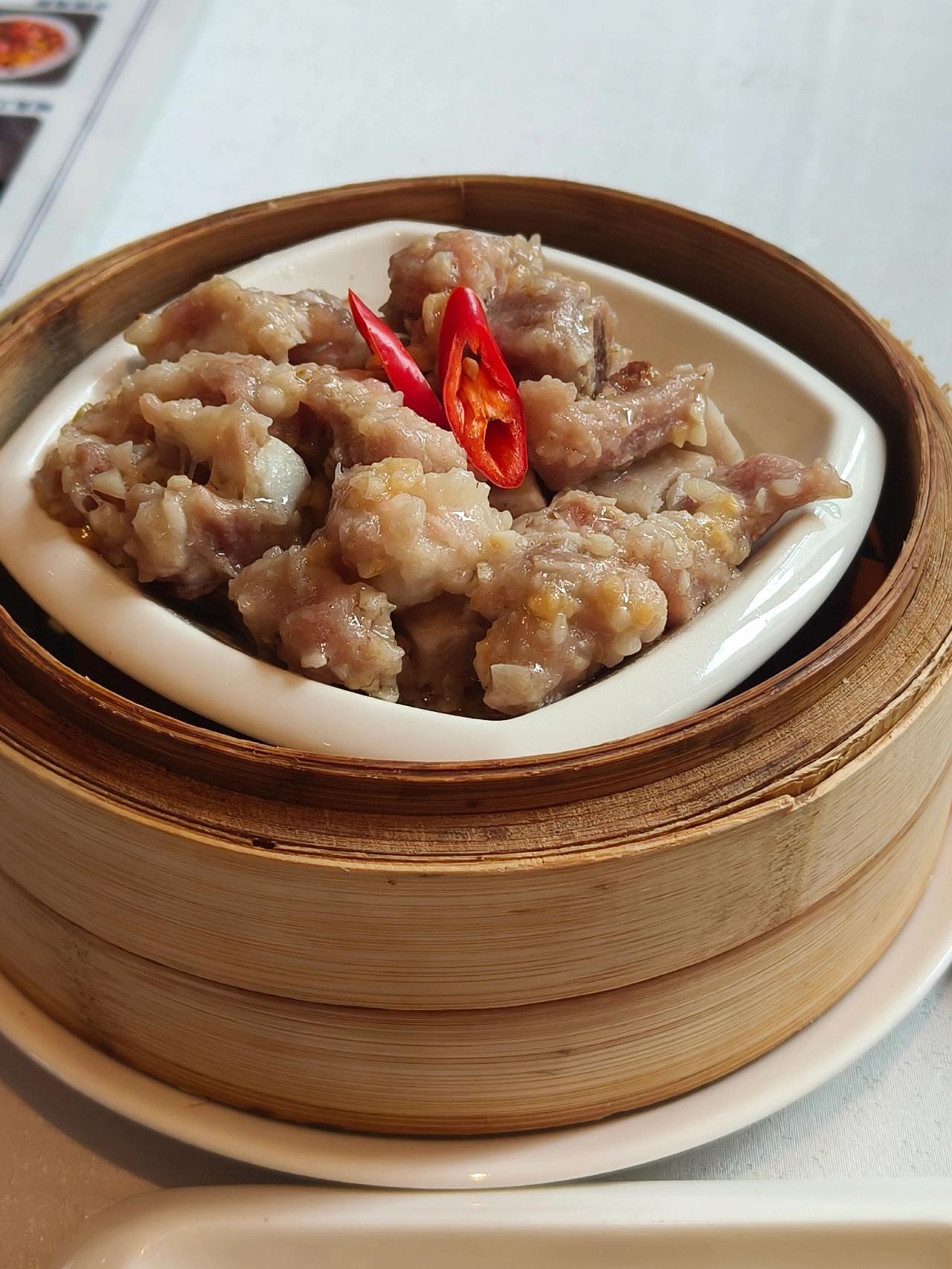 该重视的关系我没有敷衍过
但是我很清楚只要我安静了
就会结束很多关系粤式早茶点心