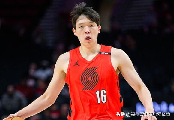 10月22日，2026-27赛季NBA常规赛揭幕战，开拓者主场以124-83狂胜