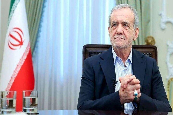 伊朗总统承认美国制裁影响伊朗经济，推翻此前自己的言论。
据伊朗迈赫尔通讯社报道，