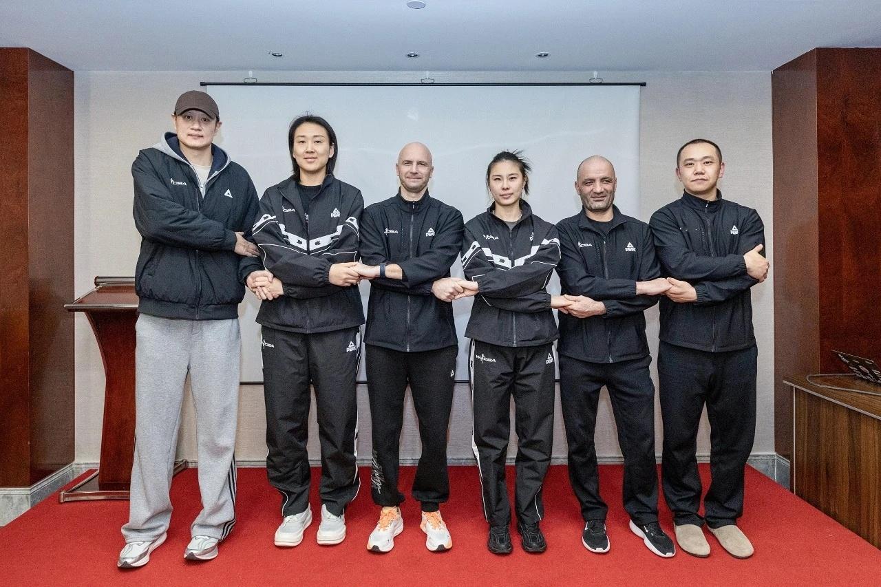 四川女篮聘请王思雨担任球队助理教练员（兼球员），聘期为2025-2026赛季（c