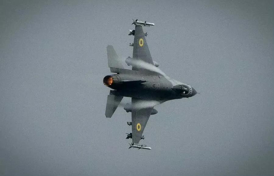 乌克兰损失第4架美制F-16战斗机！
乌克兰空军新闻处发布消息，乌军F-16战斗