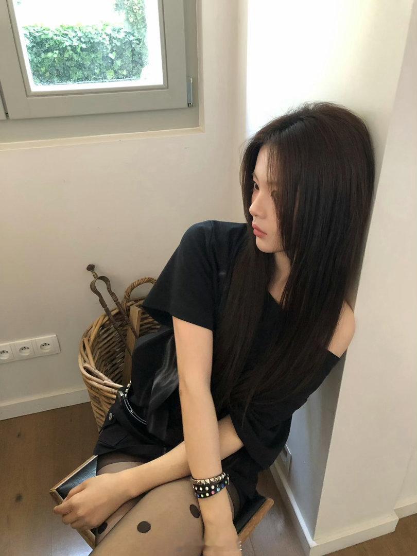 杨超越 