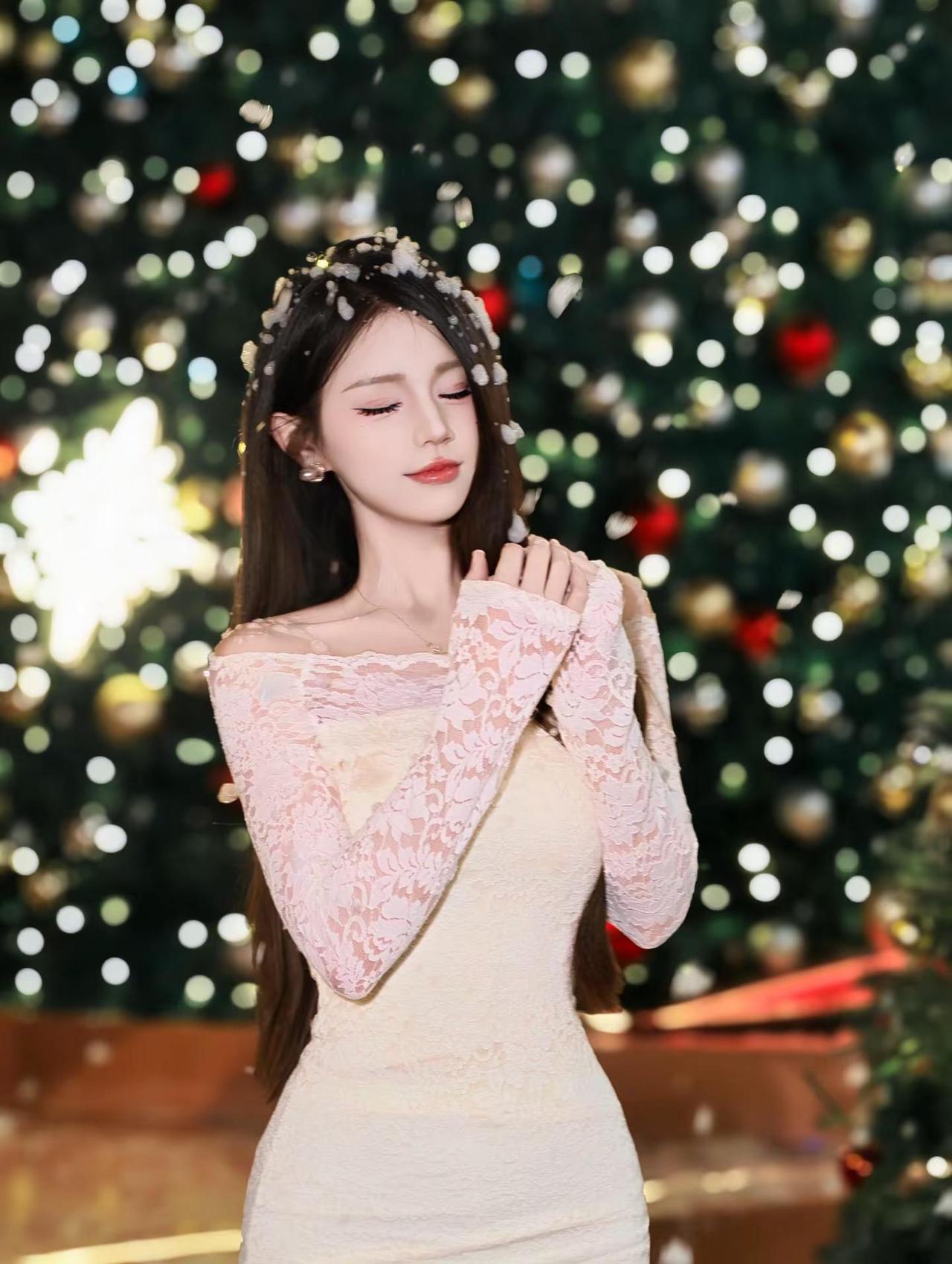 可不可以再迁就我一次 陪我闹一次嘛 圣诞节 氛围感 御姐 模特