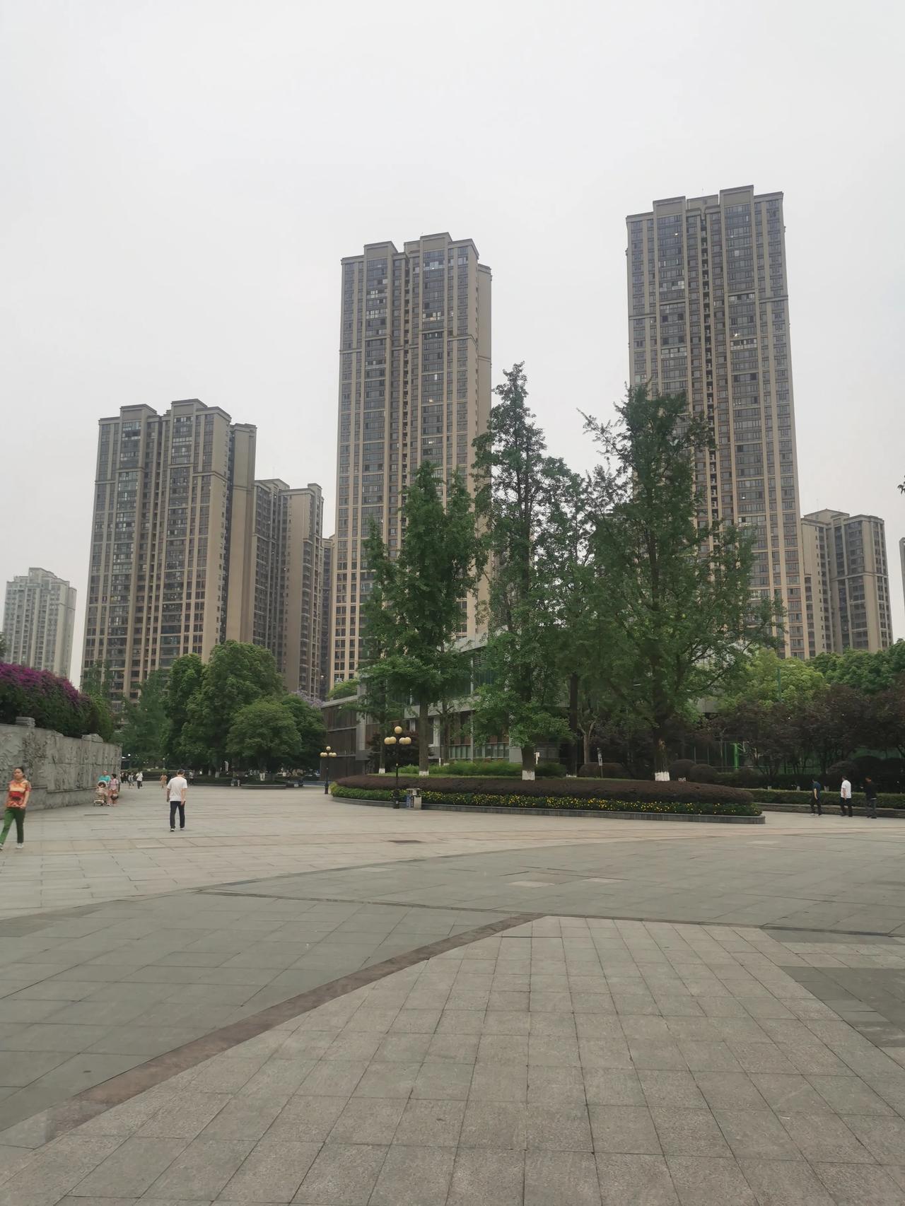 如果你每天关注无房地产市场，你真的会非常的涨知识，每天都有一些新的概念来颠覆你的