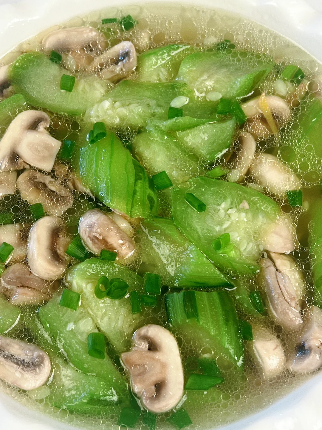 丝瓜口蘑汤｜减脂人的刮油神汤✌️
