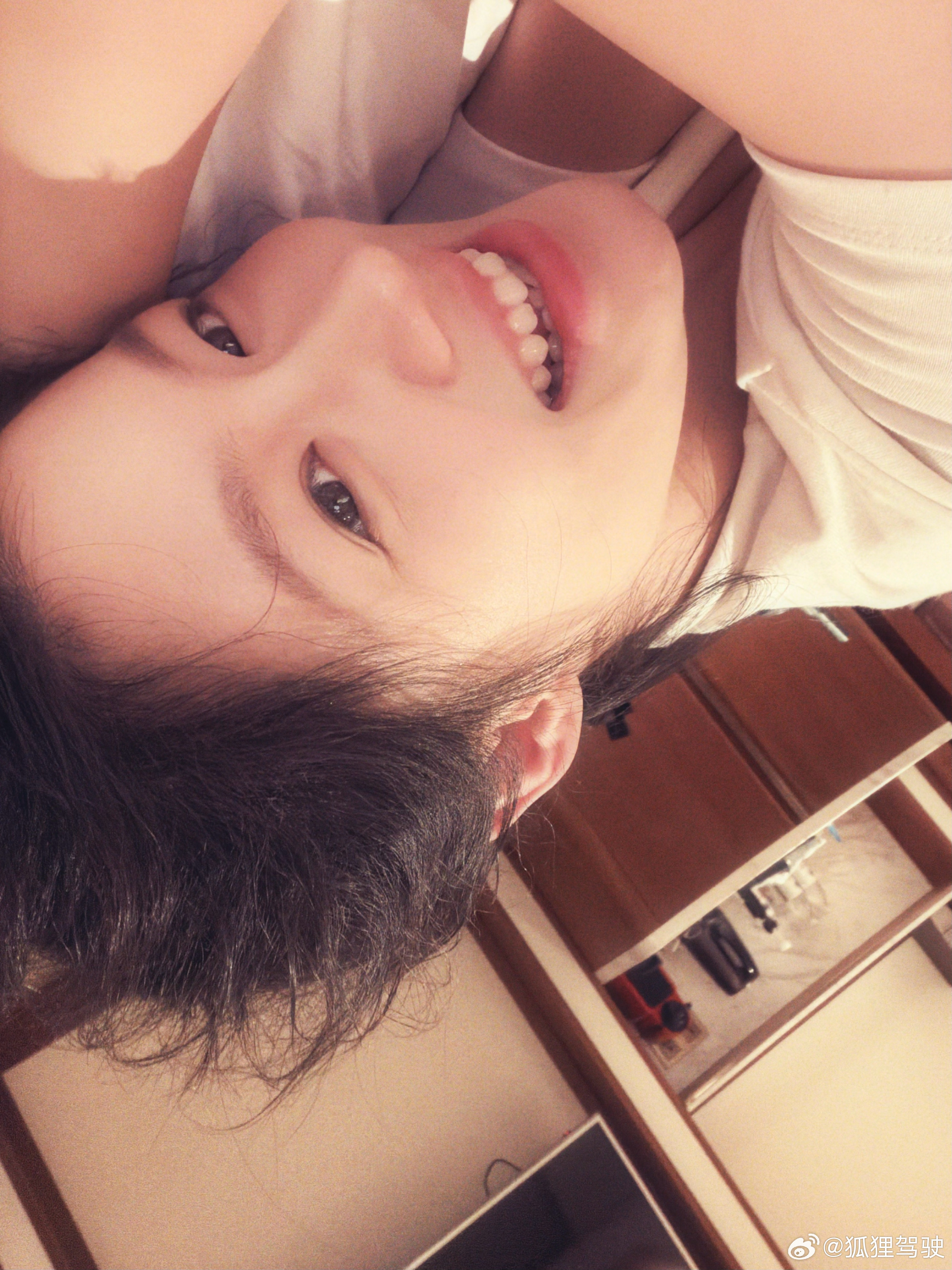 女士 吴今天22歲啦