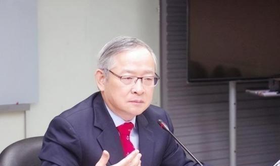 台湾地区知名人士林郁方曾说：“我实在想不明白，大陆建造那么多武器装备，又造这么多
