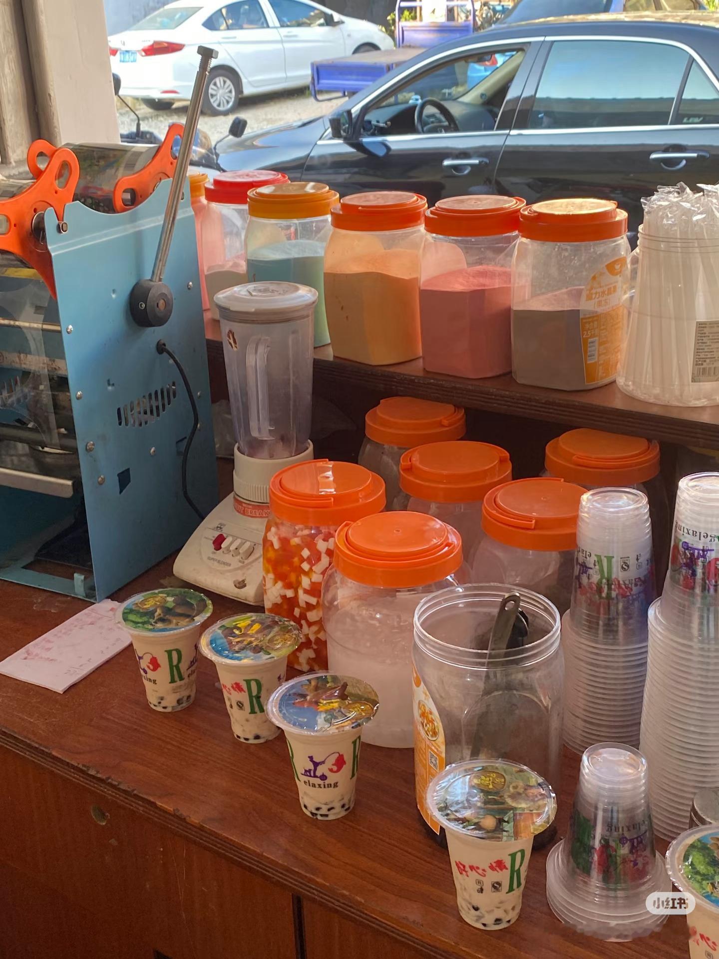 父母以为的奶茶vs实际上我喝的现在奶茶的花样真多[柯基]谁还记得以前只有珍珠西米