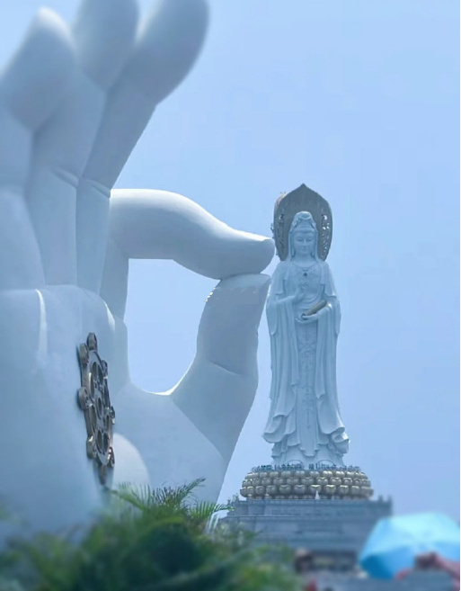 刷到观音菩萨请不要无视   真的很灵！ ！！！ 