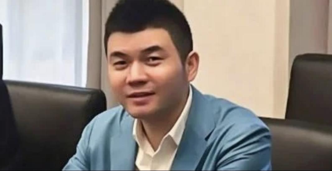 太子集团“幕后大哥”胡小伟已离开日本,被遣送至美国