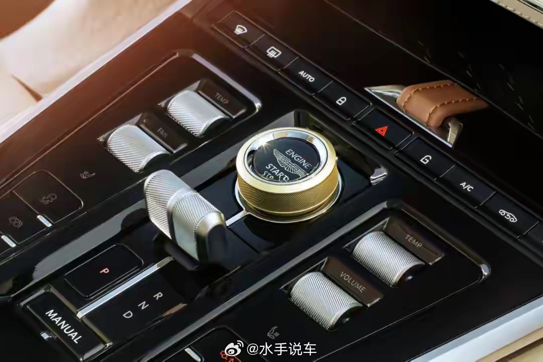 阿斯顿·马丁DBX GT这一台主打精致豪华的大排量豪华SUV。外观细节微调，专属