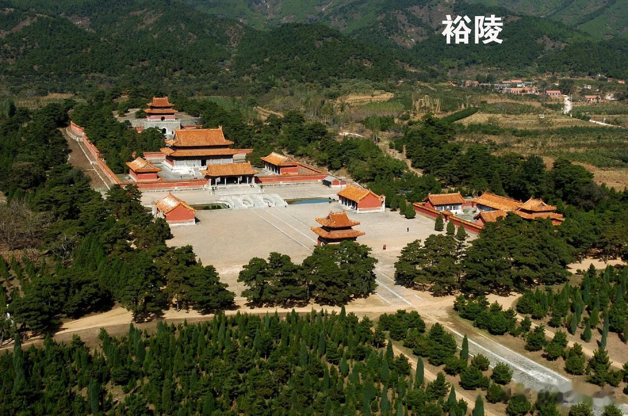 我只承认风水学是一门选址学。不承认陵寝风水有关乎国家的兴衰、子孙多寡的神奇作用。