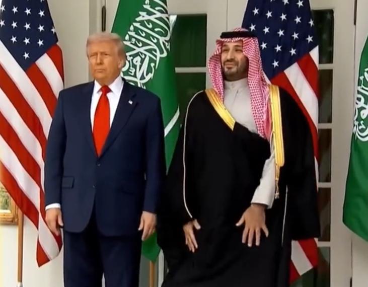 美国对伊朗下狠手，转头就给沙特开核绿灯，双标玩得太明显
老美如今的中东核政策，简