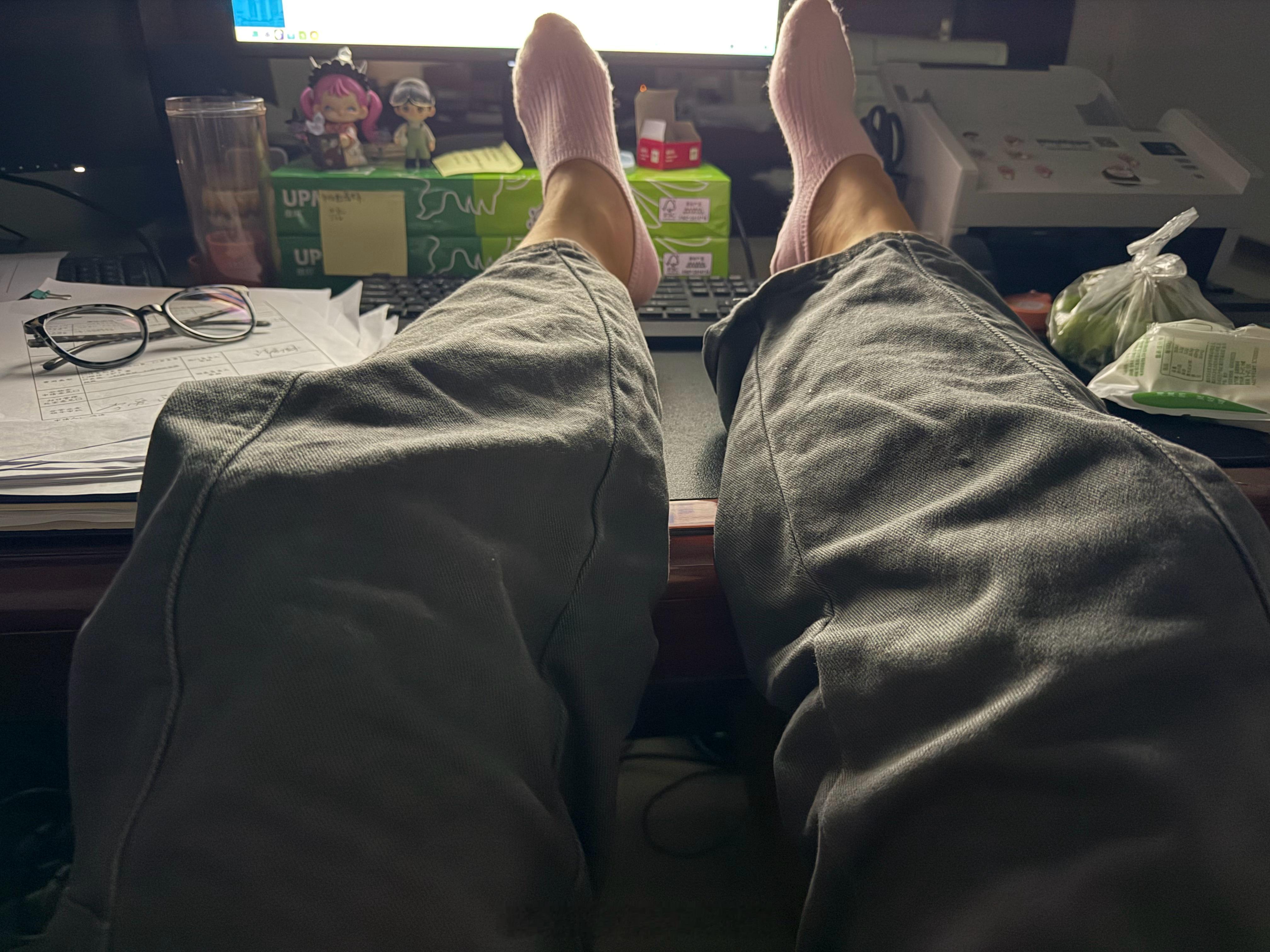 办公室没人我就酱 