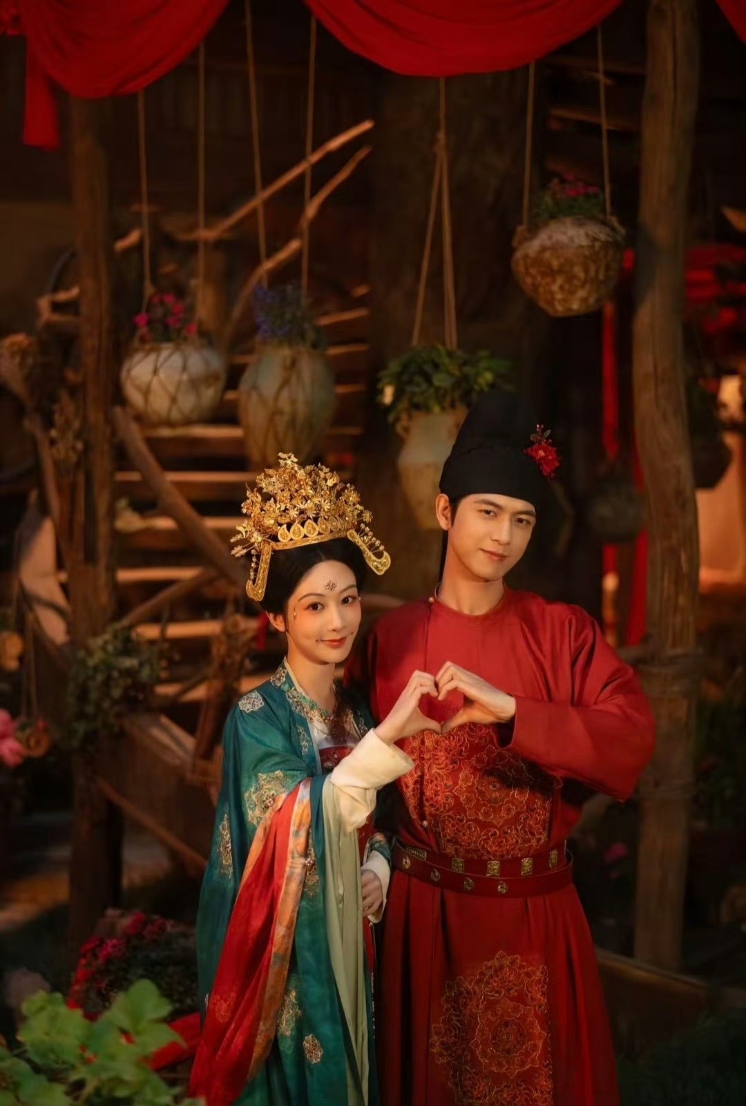 台媒称看李现的剧想去云南定居 不愧是李现~实力和演技都是大大发散的，而且也是为大
