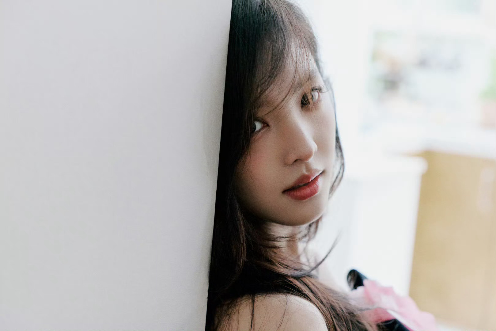 章若楠新商务MLB27号左右官宣 