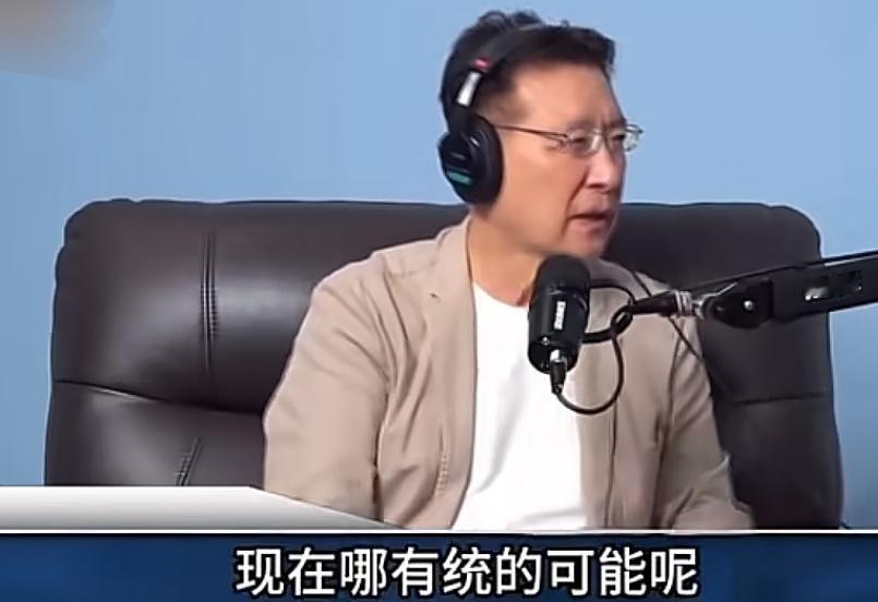 赵少康上馆长的节目中被问到，你是统派吧？赵少康马上反驳说：“不要乱戴帽子，我从以