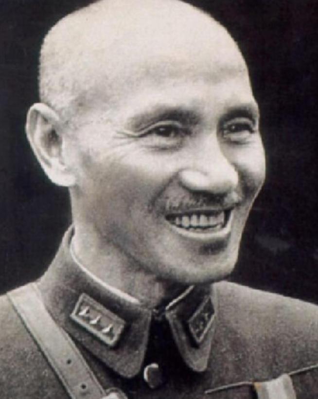 1963年10月8日，身在台湾的蒋介石接到一封十万火急的电报，电报里表示，中国大