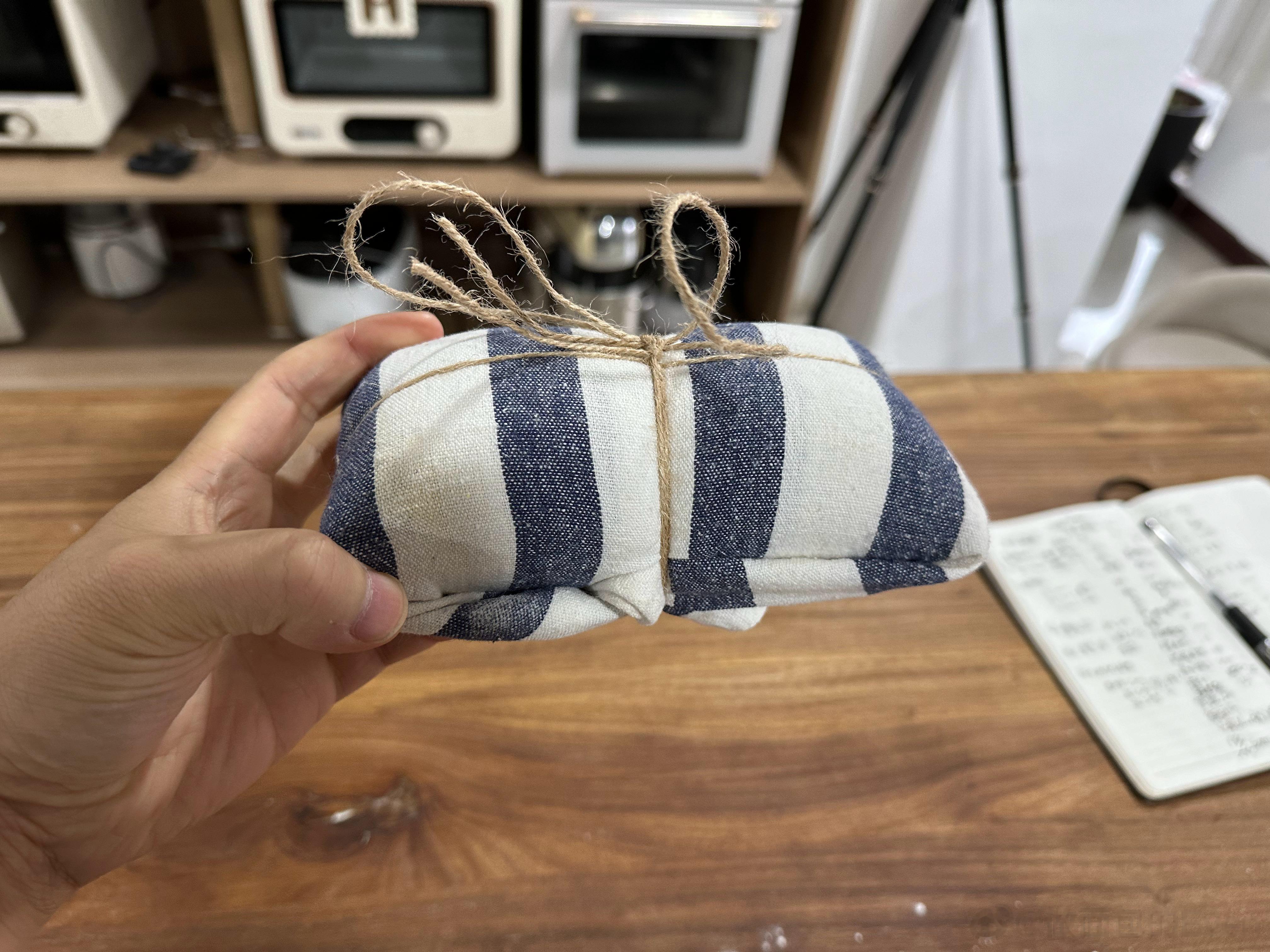 终于冷了，每年这时候都要安排上这款面包！猜猜 ​​​